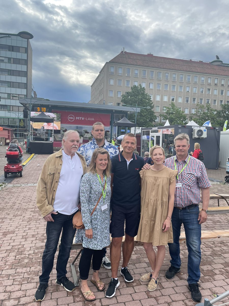 Ihmelääke riippuvuuteen-pitääkö itse tehdä jotain, pohditaan klo 10 @SuomiAreenan päälavalla. 
<a href="/akiltojenliitto/">A-Kiltojen Liitto ry</a> 
<a href="/tampereenakilta/">Tampereen A-Kilta ry</a> 
#katukilta
#A_kiltatoimintaa 
#suomiareena2022