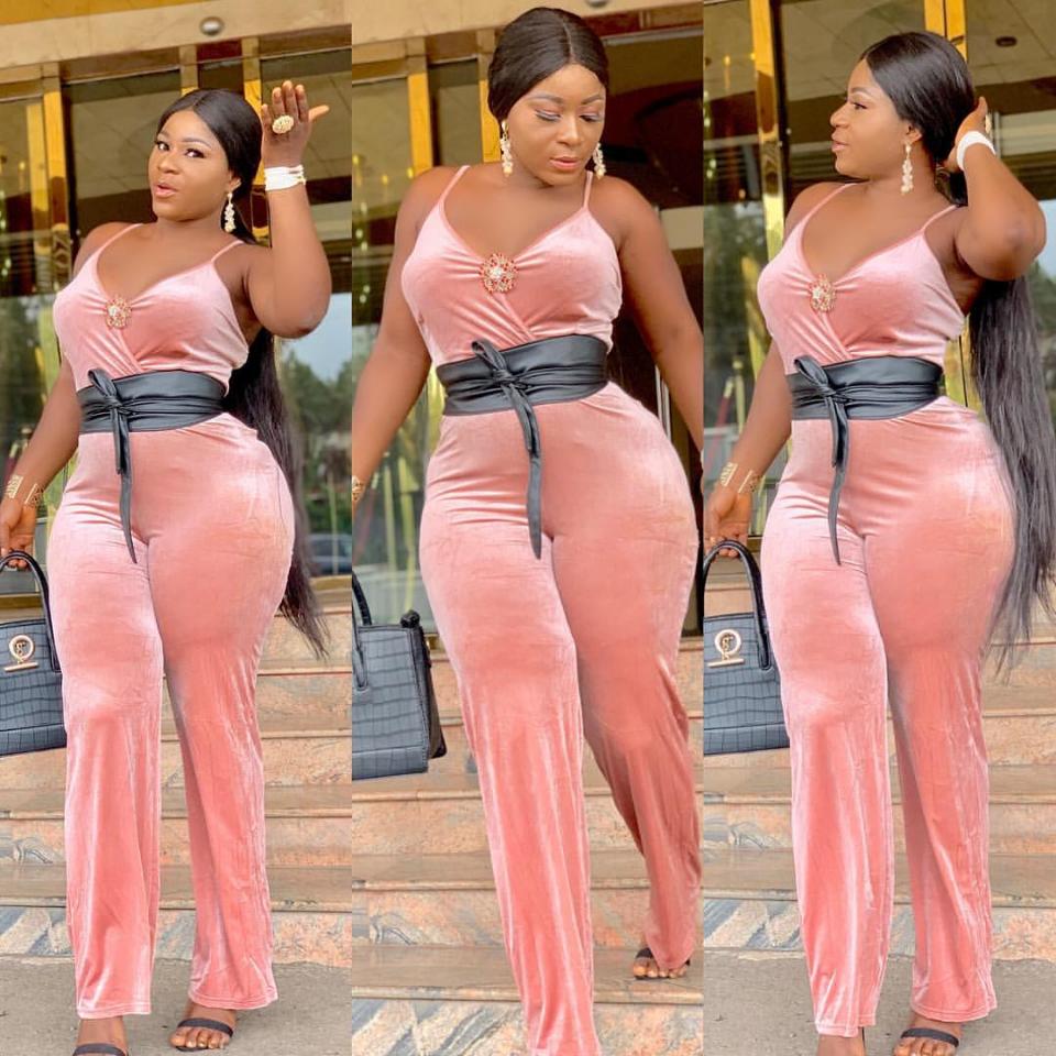 Destiny43583871's tweet photo. Rate my outfit out of 💯🥰 https://t.co/aEYwHoPbPE