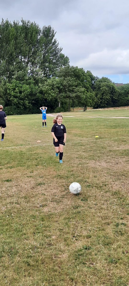 KennowayC's tweet photo. Yesterday was day 2 of our football camp and everyone appeared to enjoy it https://t.co/E4ScrNbGZw