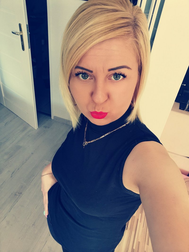 Herkese selam. yaşlı erkekler bana mesaj atsın yalnızım