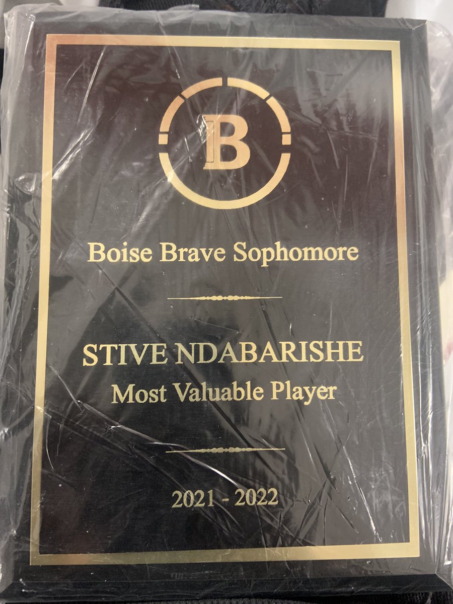 StiveNdaaa's tweet photo. Super blessed to win the 2021-2022 Most    Valuable Player, I thank God for being with me through the season I thank my Family, Friends Coaches and teammates for believing in me and pushing me to the fullest!! We not done can’t wait for next season!!  😤 Year 1 done🔒 https://t.co/OcTcUoXO9z