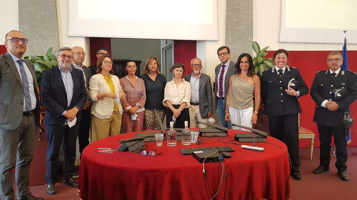 Il Protocollo Musy per il reinserimento lavorativo degli studenti detenuti presso i poli universitari dei penitenziari di Torino e Saluzzo è stato firmato ieri a Palazzo Civico. Articolo su cittagora.it