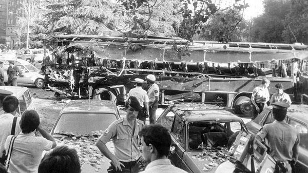 guardiacivil's tweet image. Hoy, hace 36 años, la organización terrorista ETA asesinó a 12 Guardias Civiles en la plaza de la República Dominicana de Madrid.

Siempre permaneceréis en nuestro recuerdo #DEP