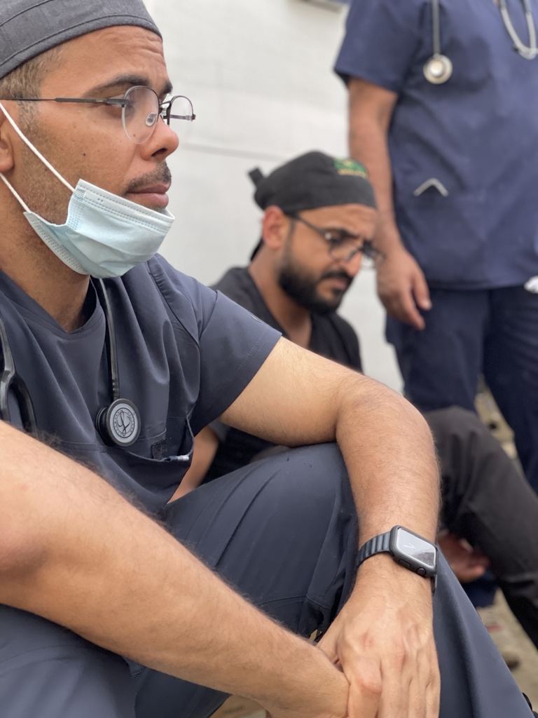 faisalccp's tweet photo. الحمدلله علي التمام ، الحمدلله على التوفيق ونجاح موسم حج1443 
شكرا للزملاء في لجنة الطوارئ والطب الميداني في صحة مكة 
#حج_1443 #حج_بصحة #وزارة_الصحة https://t.co/AcpxRb6lEq