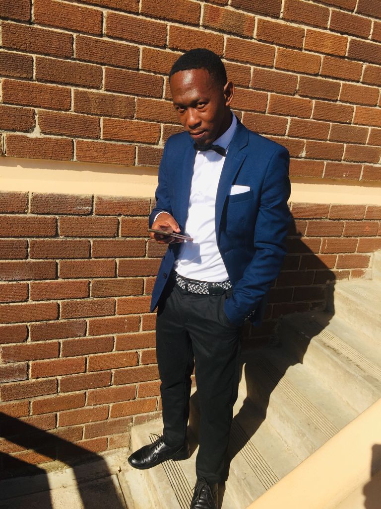 UncleSamzo's tweet photo. I Am A Newly Qualified Teacher Who Can Teach From Grade 4 To Grade 9. 
My Subjects Are English, Social Sciences, NS and Technology, Life Skills And Creative Arts.

I Am Very Much Willing To Relocate. 

Samkelo Lwazi Myolwa
0739928867
sammybunclesam@gmali.com https://t.co/8U4eHce7bK