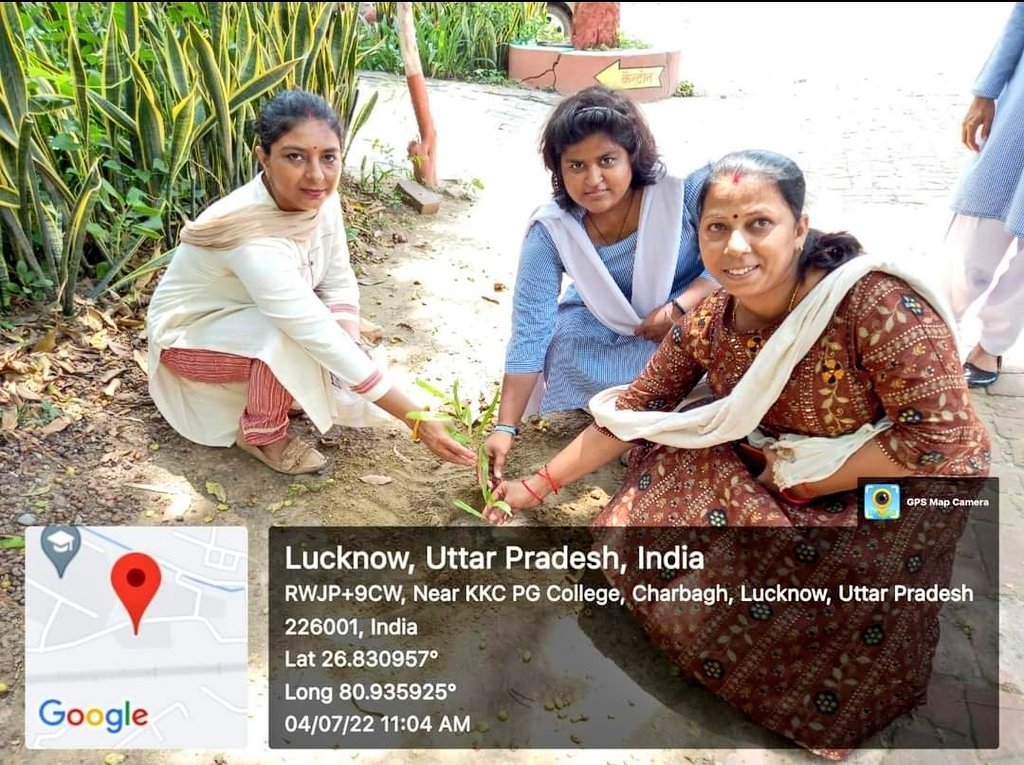 APSenCollegeNS2's tweet photo. Plantation drive ..
Planted around 150 saplings in the college .. https://t.co/FqIOXwdSWN