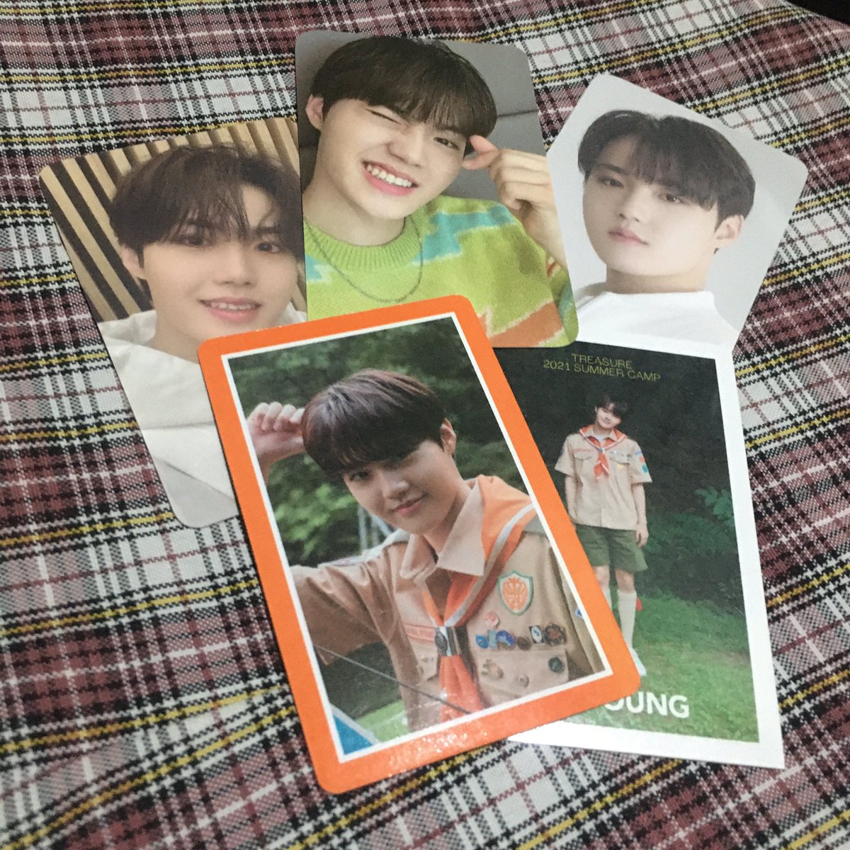 dowoobuys's tweet photo. ꒰ wts lfb • ph only ! ꒱

☄︎ ₱320 set (sold as set only) 
☄︎ onhand, mint. condi
☄︎ 2 days rvs. ; prio payo

♯wts lfb treasure ph doyoung https://t.co/lndJpZ0lsF