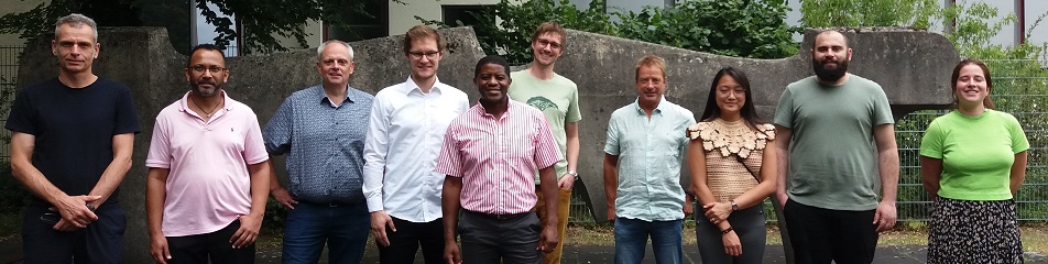 Ulrich Nübel @unuebel@mstdn.science (@unuebel) on Twitter photo Today we meet at Leibniz-IUF in Düsseldorf for a workshop of the DUSTRISK project (tropos.de/en/research/pr…), sharing exciting new results on health effects of Sahara dust. Collaboration among <a href="/TROPOS_eu/">TROPOS_eu</a>, <a href="/Leibniz_DSMZ_en/">Leibniz-Institut DSMZ</a>, <a href="/FZBorstel/">FZ Borstel</a>, IUF, and six institutions from Cabo Verde. Today we meet at Leibniz-IUF in Düsseldorf for a workshop of the DUSTRISK project (tropos.de/en/research/pr…), sharing exciting new results on health effects of Sahara dust. Collaboration among <a href="/TROPOS_eu/">TROPOS_eu</a>, <a href="/Leibniz_DSMZ_en/">Leibniz-Institut DSMZ</a>, <a href="/FZBorstel/">FZ Borstel</a>, IUF, and six institutions from Cabo Verde.