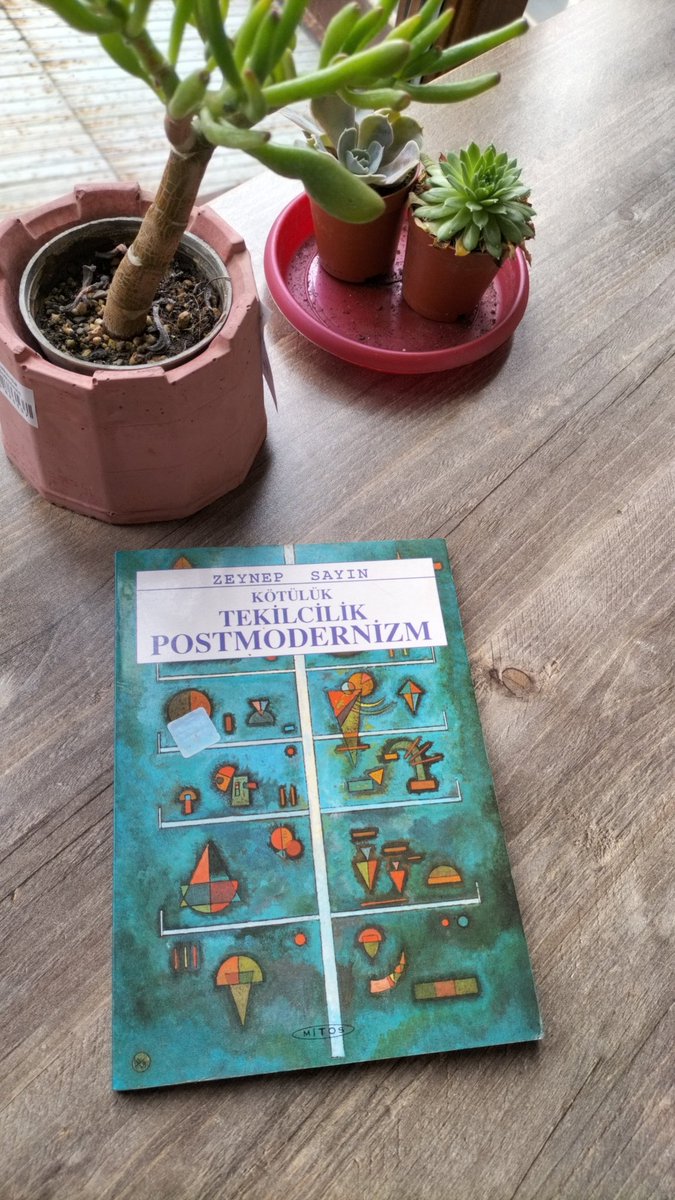 Tarih, insanın cennetten kovulduğu an başlıyordu. Cennetten kovulmayla insan, kendi yaratısı olmayan bir sonsuzluktan kendi yaratısı olan bir sorumluluğa geçiyordu. #zeynepsayın