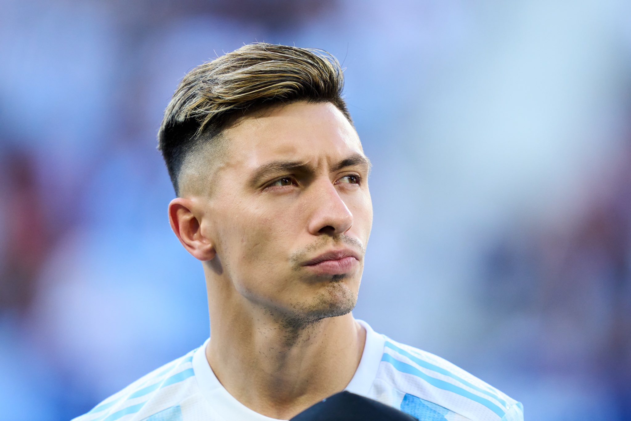 Fabrizio Romano on Twitter: "Excl: Manchester United executives, in Amsterdam to meet with Ajax and so trying to seal Lisandro Martínez deal