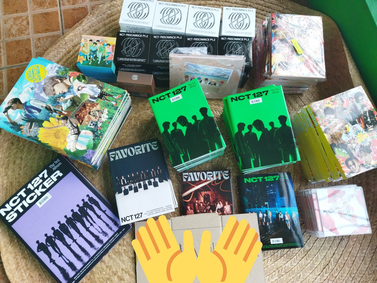 Moonchild_kShop's tweet photo. ✨5 WINNERS - UNSEALED ALBUM OF YOUR CHOICE GIVEAWAY✨

🚚free shipping 🇵🇭

- RT + follow @Peridots_
- comment desired album from the photos
- shoulder sf 

⏳24hrs https://t.co/ncQczMWfgB