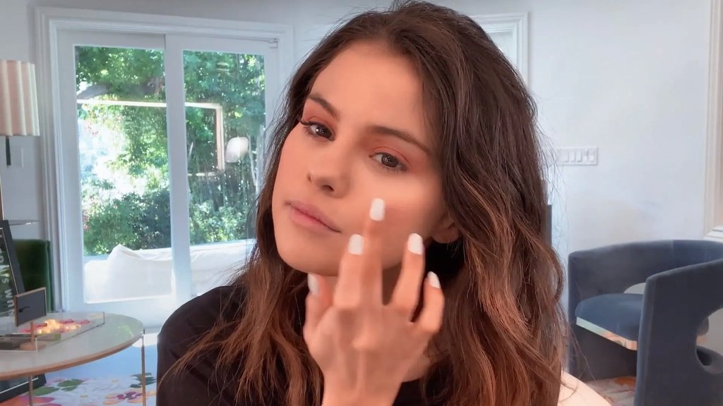 LOFFICIELUSA's tweet photo. If you’re looking for a #buildable and pigmented blush to bring life to your #makeup routine, look no further. Lightweight yet long-lasting, here are 10 #creamblushes you should add to your collection this summer:
https://t.co/LywCFMPwRh https://t.co/tflVseRT7l