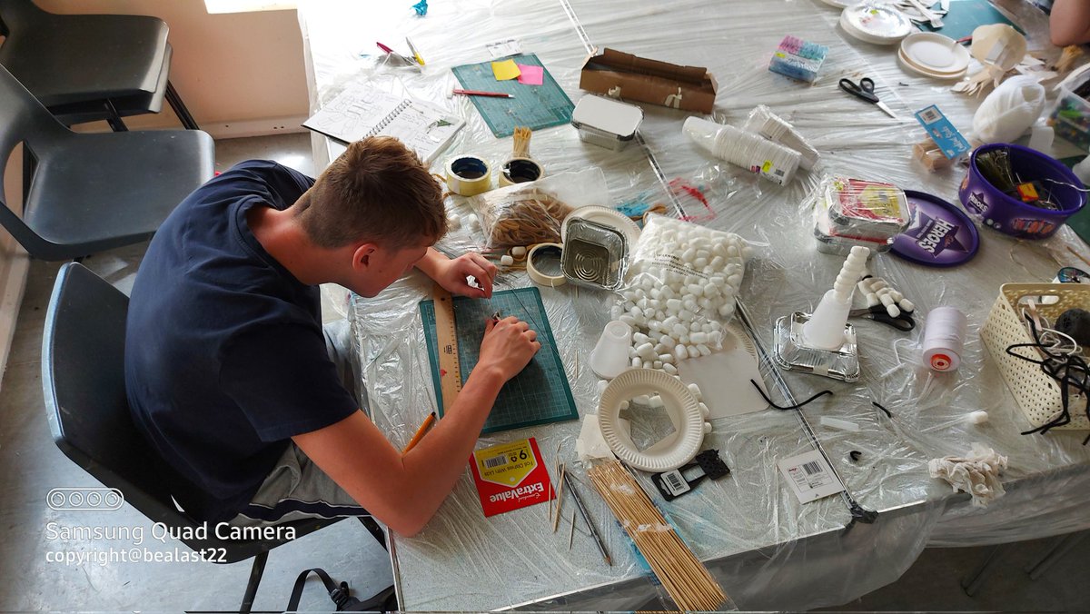 BeaLast's tweet photo. A great start to the @WeAreUpland #summerschool facilitated by artist #BeaLast at @gracefieldarts . Two weeks of exploring #contemporyart and a focus on #sketchbooks. Continues through next week. @DG_Unlimited @HolywoodTrust https://t.co/zytYoKW7ik