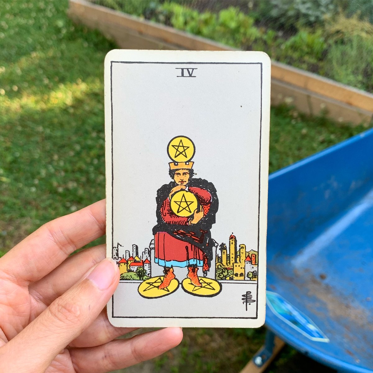 thejessicadore's tweet photo. Today's card. It's good to wonder what security is to you because if you're not careful it can mean refusing to eat the unfamiliar, as if what is nourishing is actually poison. Or throwing out the uncertain fruit, the only one that could satiate a changing being such as yourself. https://t.co/6BbvC1reqA