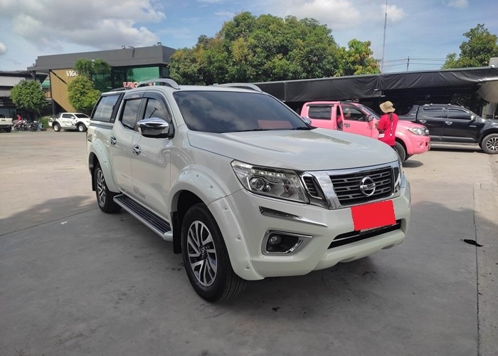 JaMtoka's tweet photo. • 2015 Nissan Navara Double Cab — D23
• 2500cc Turbodiesel 
• 161bhp/403Nm
• 7-Speed AT
• 4WD, ABS, 7 Airbags
• Alloys, Fog Lights, Canopy, Side Steps
• Fuel Tank: 80L
• Mileage: 59,500km
• Import On Order
• KSh3,503,290 (All-inclusive)
• sales.beyondtarmac@gmail.com https://t.co/du6OWvKPul