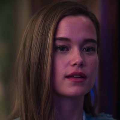 AngPrinsloo's tweet photo. Juliette's like : I don't know how to flirt so I'm just going to stare at you untill you marry me 🥺😂
#FirstKill #RenewFirstKill https://t.co/yL4n64zaH1