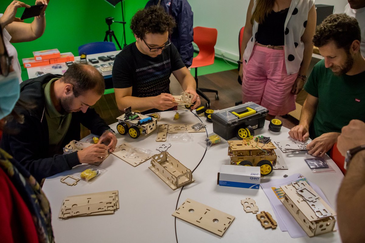 eu_rate's tweet photo. // TRANSNATIONAL PROJECT MEETING - 8TH AND 9TH OF JULY 2022 - BARCELOS, PORTUGAL // 🇵🇹🤖
 2 intense days to measure the state of play of our project, test and improve our robotic kit, prepare our next actions but also to discover beautiful places! https://t.co/4wSj46PXAK