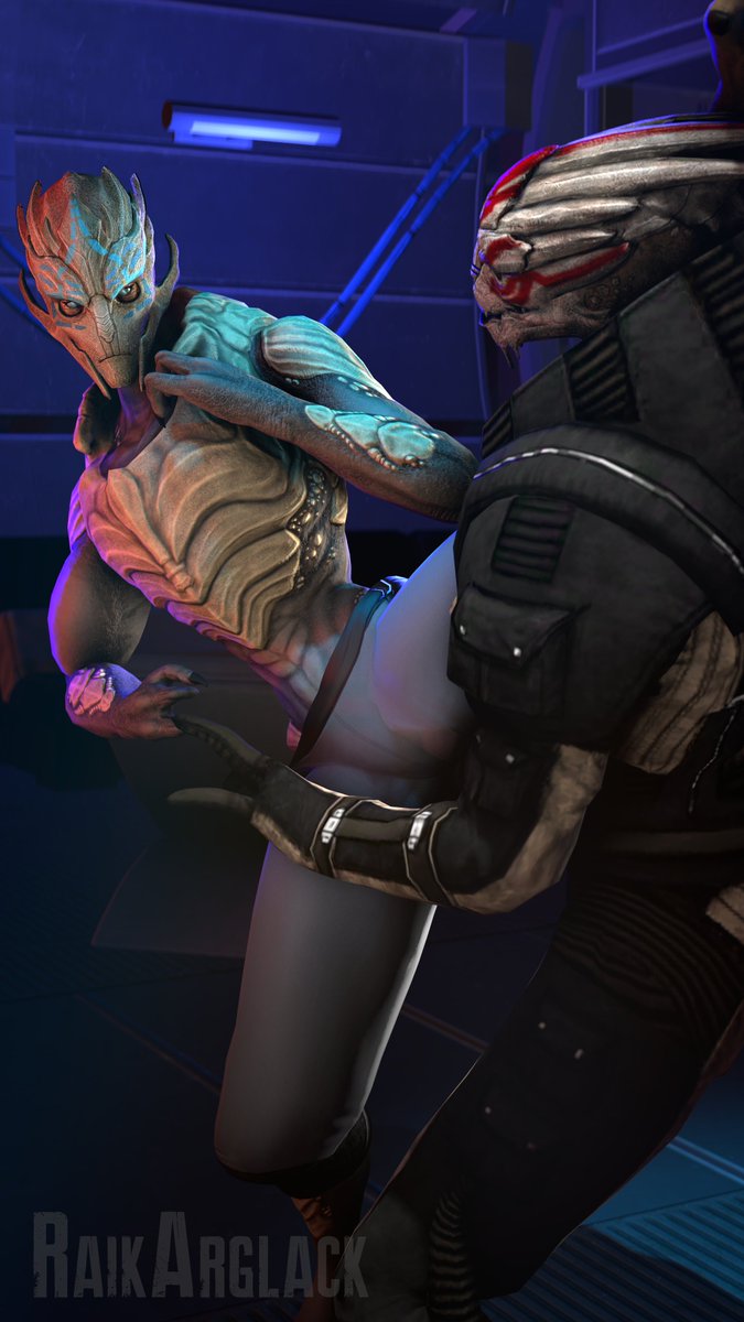 Helcis showing the new recruits how it's done during training - 218x