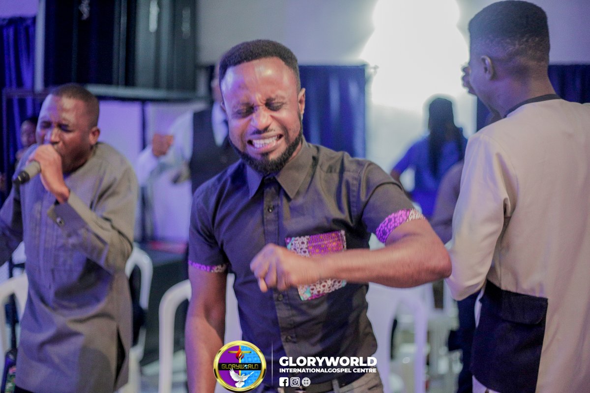 gigcglobal's tweet image. #Pray 

🔥🔥 Father, as I stand in your presence, any witch or wizard masterminding evil against my life, what are you waiting for? Expire, in the name of Jesus.

#GIGCService 
#MidYearFast 
#GloryWorld 
#GIGCGlobal