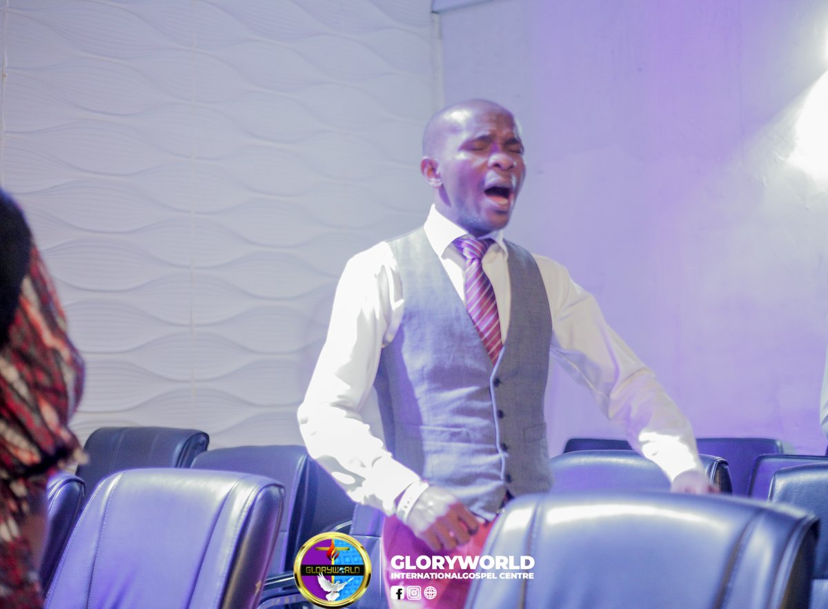 gigcglobal's tweet image. #Pray 

🔥🔥 Father, as I stand in your presence, any witch or wizard masterminding evil against my life, what are you waiting for? Expire, in the name of Jesus.

#GIGCService 
#MidYearFast 
#GloryWorld 
#GIGCGlobal