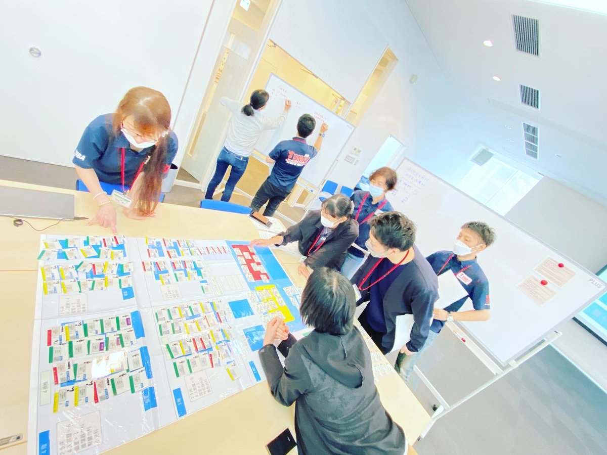 bookvillage1977's tweet photo. 千葉県地域CLDMAT技能維持研修。技能維持、最新情報共有のためのコース。5年間に2回参加が資格更新要件。同志の顔とキャラを知っておく事、有事の際に超大事。いま平時の繋がりをどう作るか。まだわかんない🤔
https://t.co/OrFWCbj7Rb
#DMAT #CLDMAT #災害 #千葉県 #EMIS #受援 #支援 #技能維持 https://t.co/etDoB0OsXp
