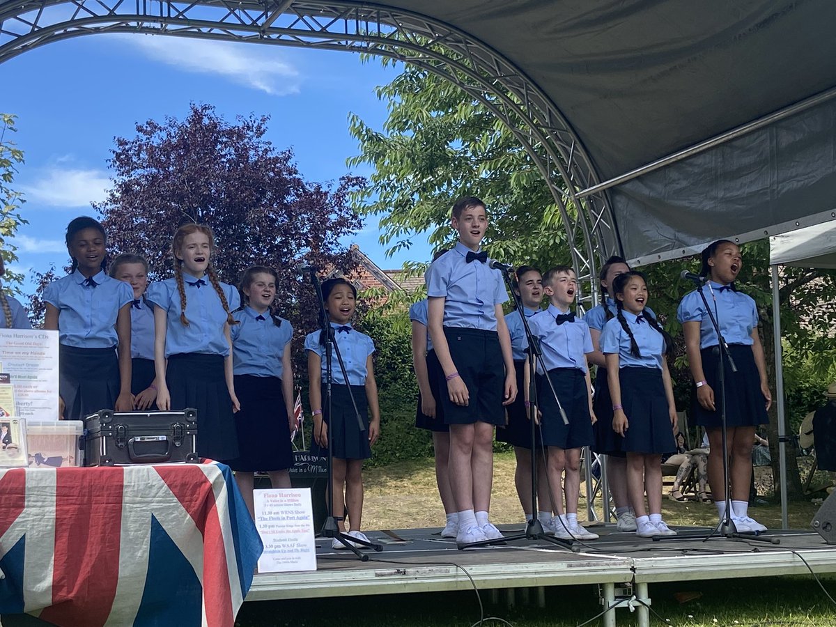 mykgreys's tweet photo. Mischa had a wonderful time performing  with her friends from @ddayjuniors as guest at the Back Home Event
#blackcountrylivingmuseum @StBernsPrimary #year4 https://t.co/RfVCd3WTf2