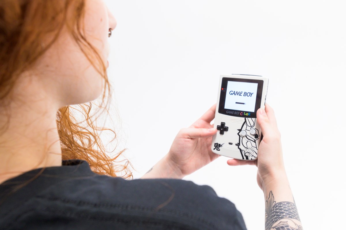 A que vais a jugar en estas vacaciones?🏖️🩴
Os leemos🎮

(Gameboy no a la venta):

oniclothing.com