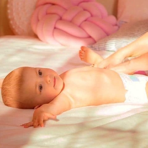 MumsDelivery's tweet image. Searching for ways to stop your baby boy from peeing on you while changing nappies? Check this out!

#changingnappy #babypeedonme #nappychange #babypee #diaperchange #babydiaperchange 

mumsdelivery.com.au/how-to-stop-yo…