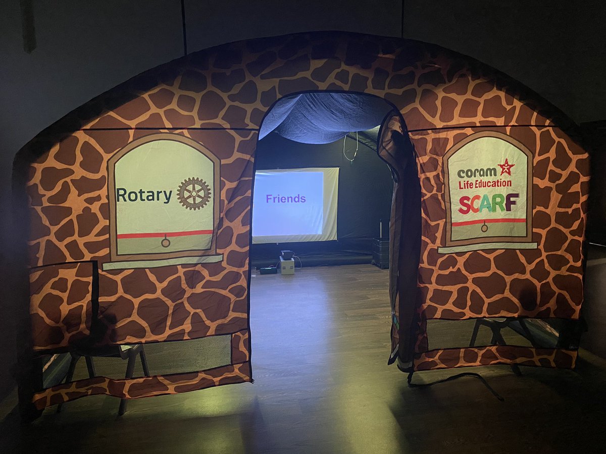 LifeEdEastMid's tweet photo. Fabulous visit with the children at @RadstonePrimary. So much fun in the LifeSpace thinking about how to keep our bodies healthy and making healthy choices 🦒 #SCARF https://t.co/y4IMXIx315 https://t.co/yxSrwyWv3E