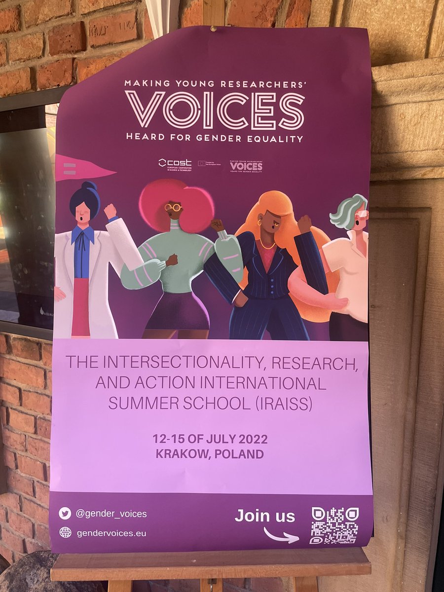emurphyteacher's tweet photo. Excited for Day 1 @gender_voices! https://t.co/agtZF1zez0