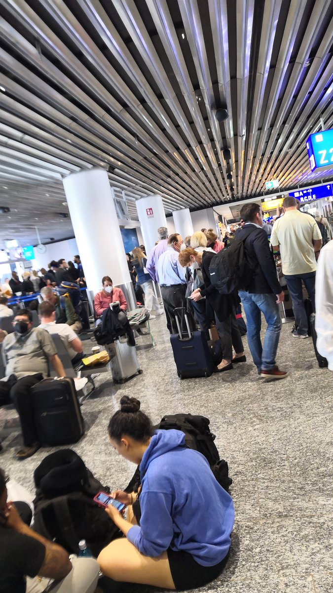 Evee_Creme's tweet photo. Airport Frankfurt am Main, Germany. Wait for the boarding! FRA - EWR ✈️
Can't wait for Thursday, 14th!
1st meet&amp;greet with the guys 🤩
#LFG #mixtapetour2022 #nkotb #BHfamily #BHSisters #sofuckingnervous   #AreYouIn @nkotb https://t.co/bIeDPoHMo3