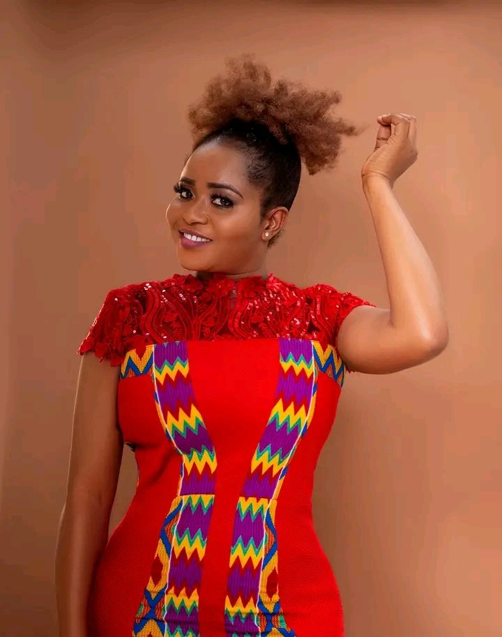 nafkassigh's tweet photo. Family help me thank the Lord for the gift of life.
+1 today 
My heart is full of joy and gratitude .. Hoooooray  💃🏽 https://t.co/UuMHMox181