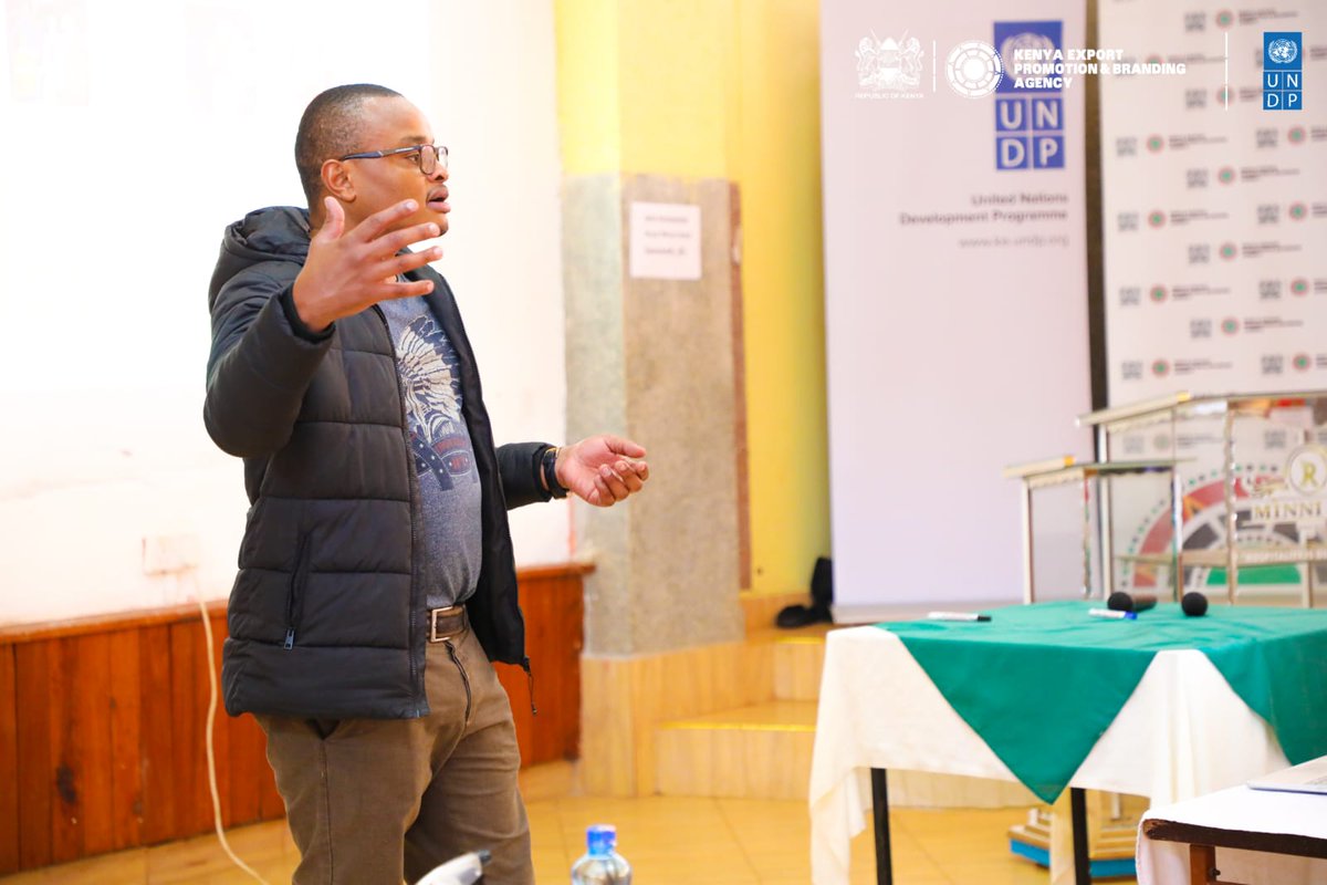 Tamiwekayuni's tweet photo. Day 2 of the Export trade training under the @UNDPKenya #GrEYAP project. Participating SMEs learn on product development and branding as they are geared to expand their markets, and export to other countries.
@jocoredo @mmashologu1 @MakeItKenya @MSEA_Kenya @Trade_Kenya https://t.co/951WirEN2R