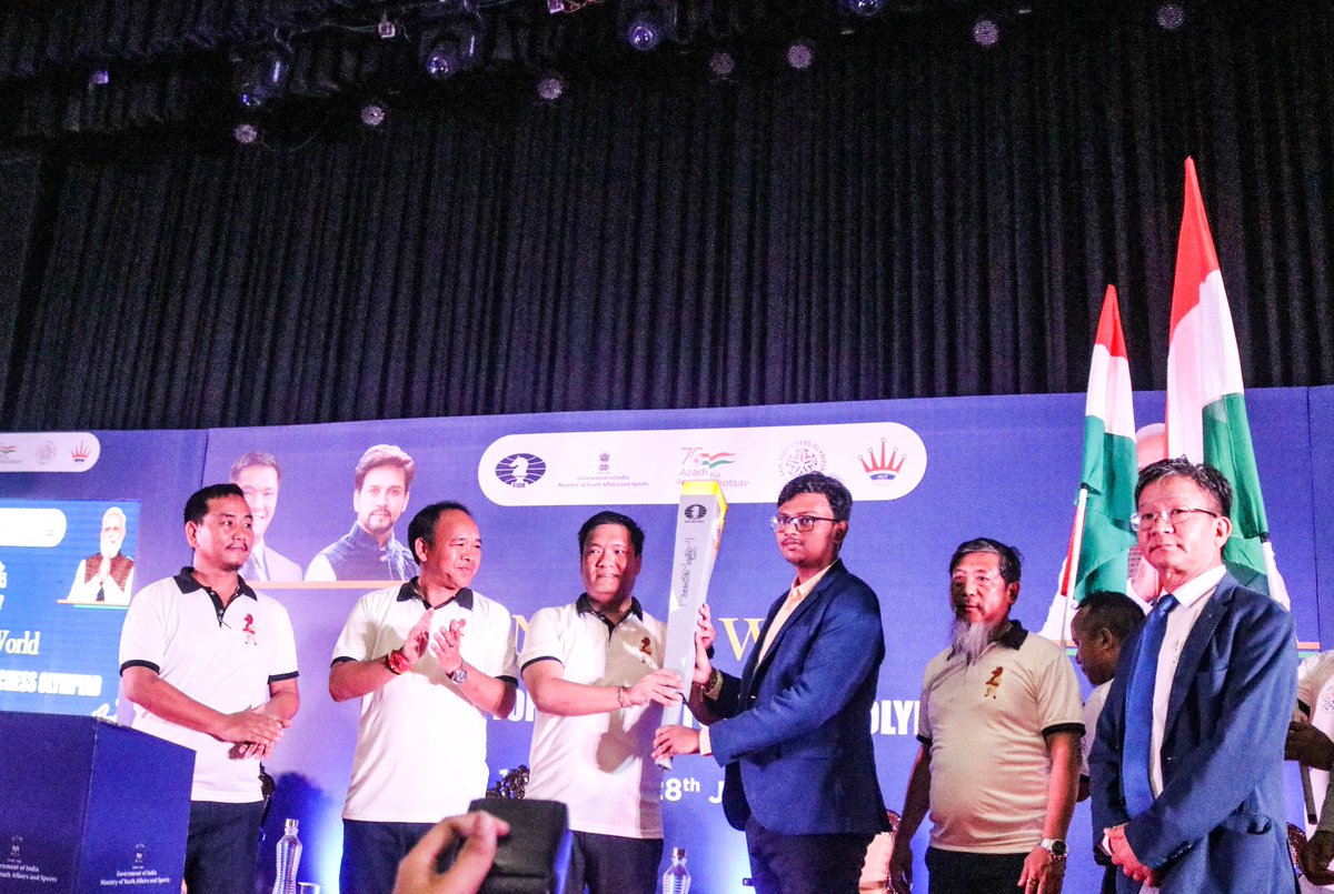 SportsDept_GoAP's tweet photo. CM @PemaKhanduBJP  received the first-ever Chess Olympiad Torch Relay from Grandmaster 
@MitrabhaGuha  in presence of Hon Sports Minister Shri @NatungMama  
#india4chessolympiad https://t.co/WKa3u0BFE2