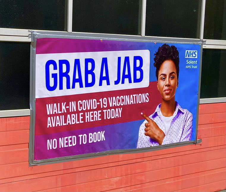 Hampshire & Isle of Wight Fire & Rescue Service (@hantsiow_fire) on Twitter photo 💉💪There are more chances for you to #GrabAJab at one of our fire stations today and tomorrow
The <a href="/SolentNHSTrust/">Solent NHS Trust</a> team will be in the #NewForest <a href="/Fordingbridge47/">Fordingbridge Fire</a> from 12:30-18:30 today
Or head down to <a href="/ShanklinFire/">Shanklin Fire Station</a> on the #IsleOfWight tomorrow between 2pm & 6pm to #GetBoosted 💉💪There are more chances for you to #GrabAJab at one of our fire stations today and tomorrow
The <a href="/SolentNHSTrust/">Solent NHS Trust</a> team will be in the #NewForest <a href="/Fordingbridge47/">Fordingbridge Fire</a> from 12:30-18:30 today
Or head down to <a href="/ShanklinFire/">Shanklin Fire Station</a> on the #IsleOfWight tomorrow between 2pm & 6pm to #GetBoosted