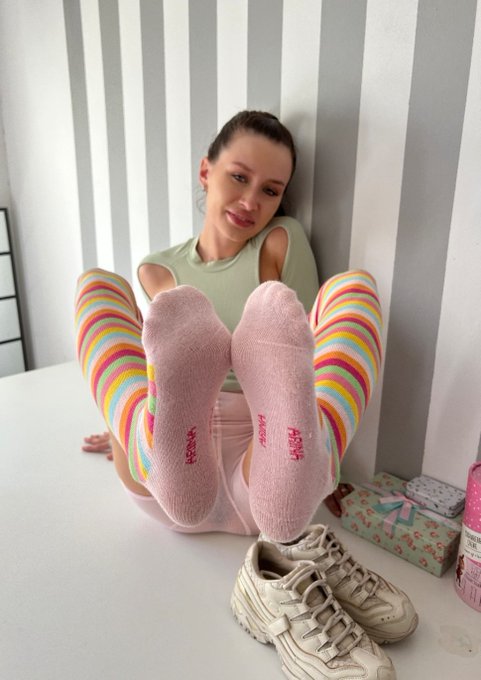 Do you like my socks? https://t.co/OdAiPZH5Zs<a href="/tag/footfetish"class="tags"><span>#footfetish</span></a><a href="/tag/feet"class="tags"><span>#feet</span></a><a href="/tag/footlovers"class="tags"><span>#footlovers</span></a><a href="/tag/bootyandsoles"class="tags"><span>#bootyandsoles</span></a>