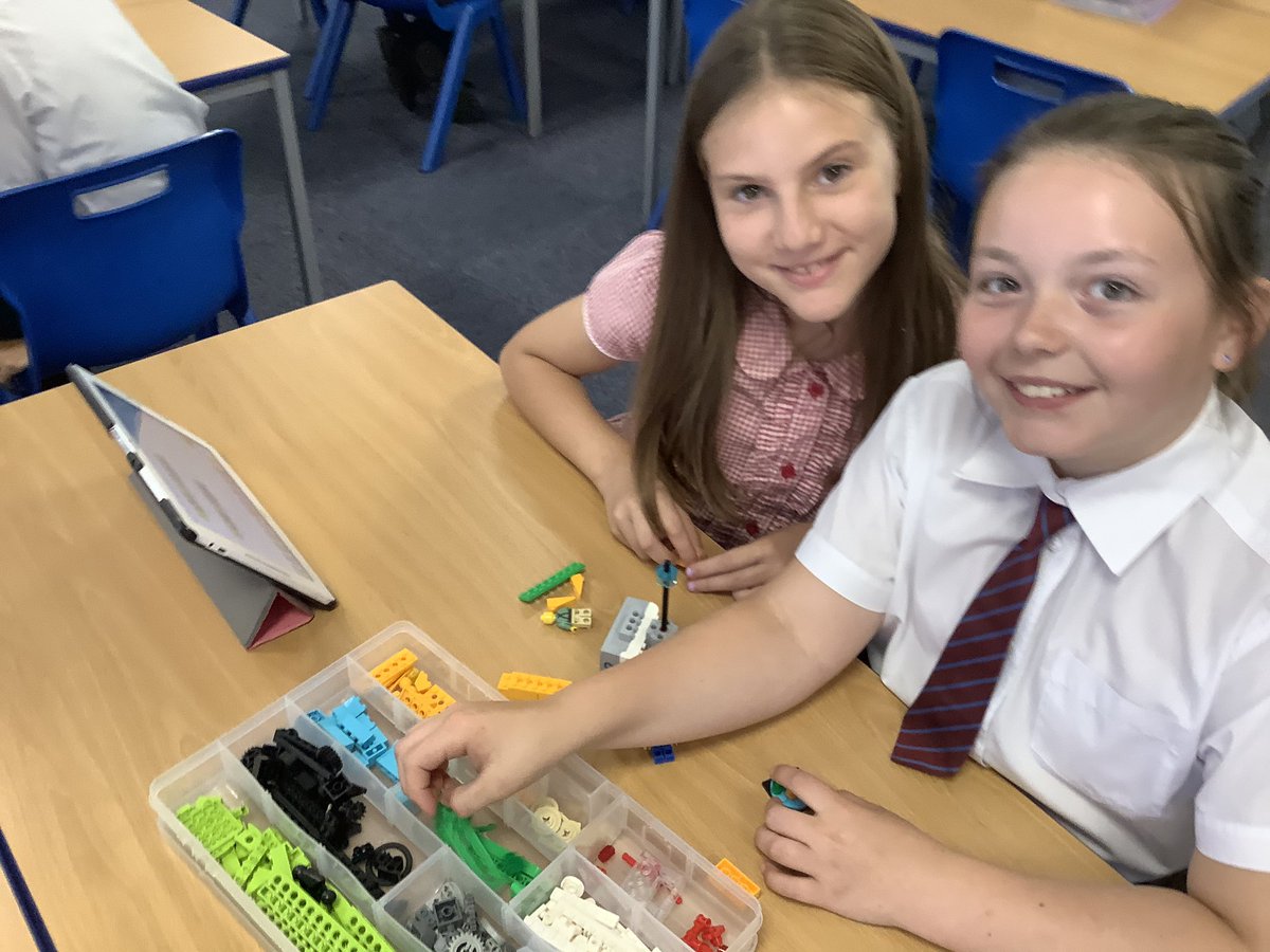 JORPS_1's tweet photo. #JORPSYear5 Lego coding day is here! This morning we are using STEM skills to code a simple lunar module using software. Amazing partner support and imaginative thinking values on display. Exciting times! Thanks to @Legoworkshops #juniorstem https://t.co/hoTX5s2Hkd