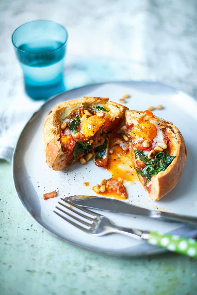 EmilyLearyCooks's tweet photo. Try this breakfast roll recipe! https://t.co/3v89hjjGmV #BreakfastInColour @VegPowerUK https://t.co/mJF2gW5own