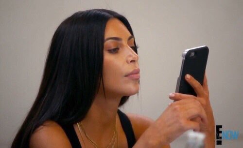 Jacques choosing from tinder’s selection of Leeds Beckett gals immediately after stepping off the plane x #LoveIsland