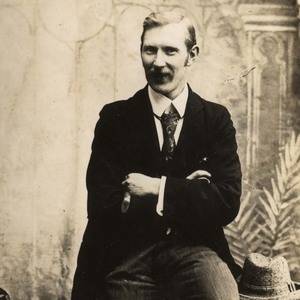 "El educador mediocre habla. El buen educador explica. El educador superior demuestra. El gran educador inspira". 
William Arthur Ward
#Fuedicho