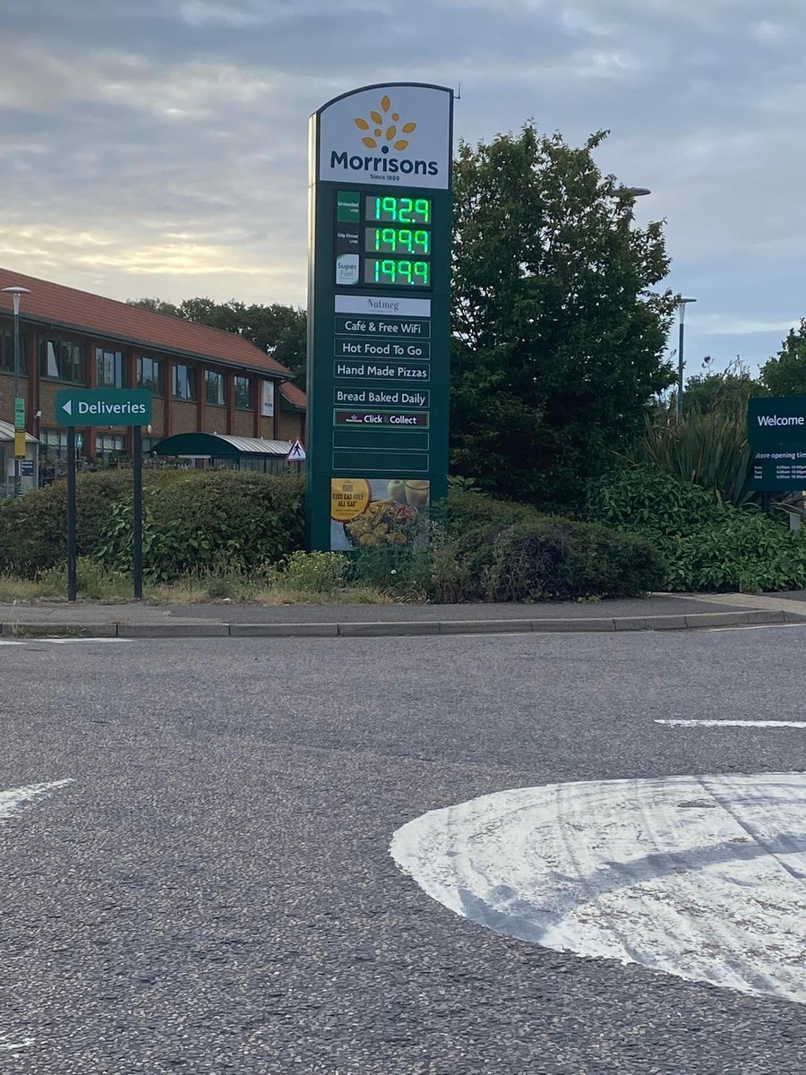 LouJoughin's tweet photo. @Morrisons can you please explain why two of your stores in Essex (Maldon and Witham) are charging such wildly different prices for fuel? They are close enough together that the same tanker probably did the delivery!! #FuelPrice https://t.co/T7BUqYSYUf