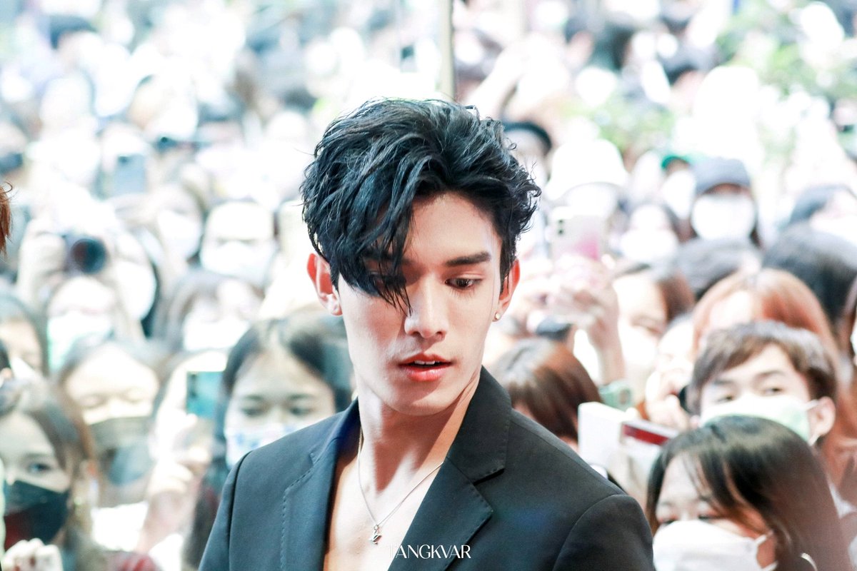 tangkvar_13's tweet photo. 100722 | BEAUTRIUMxNETJAMES
🖤👑
@netsiraphop
#เน็ตเจมส์ #NetJames #netsiraphop
#NetJamesLoveSi #หอมฟุ้งสุดฟินกับเน็ตเจมส์ #BEAUTRIUMxNETJAMES https://t.co/vHiQIPhSpv