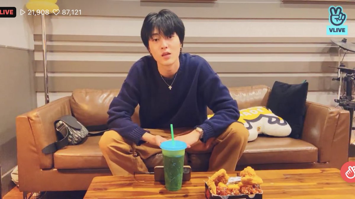 woowolfwp's tweet photo. haruto in vlive! https://t.co/3NXBpHSCmS