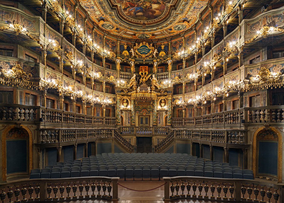 AcademiaAesthe1's tweet photo. Margravial Opera House Bayreuth. https://t.co/RMcL47VsV6
