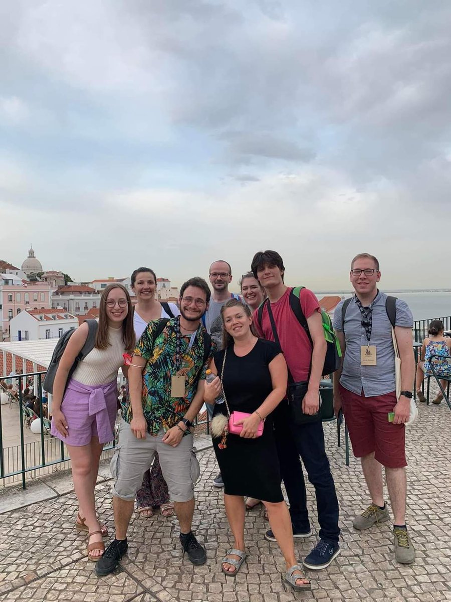 lidija_posavec's tweet image. Having the best time at 7th European crystallographic school in Lisbon! #ECS7 #Lisbon