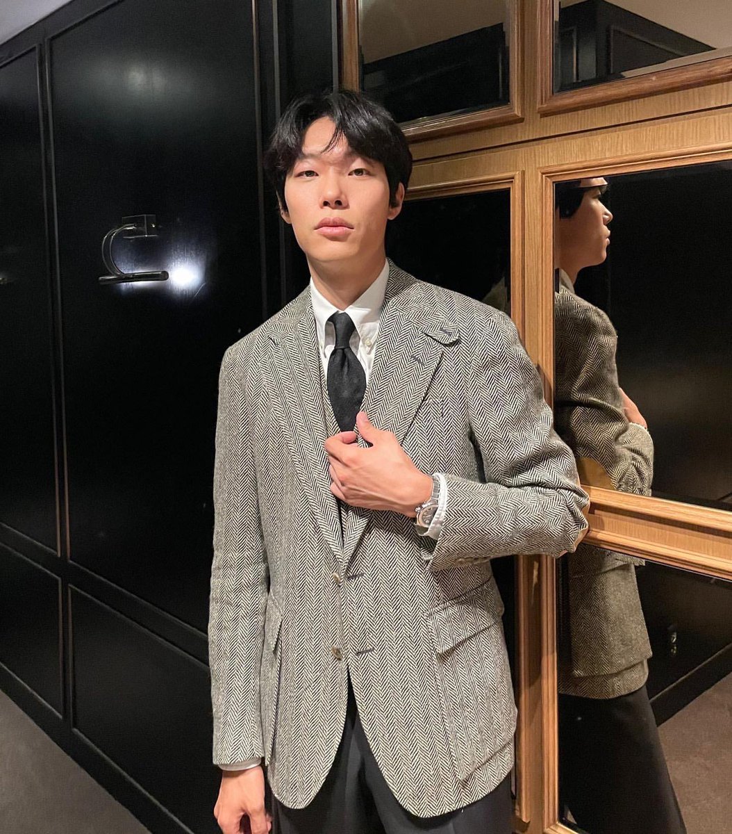 junyomi_'s tweet photo. 오늘 착장 걍 대박이세요 .. https://t.co/eE4lDgAwup