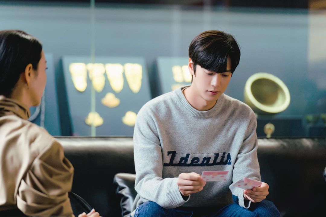 k_dramaindo_'s tweet photo. KBS #JinxedatFirst still cuts:
#NaInWoo #KimBoYeon https://t.co/Y1GcJtHl2x