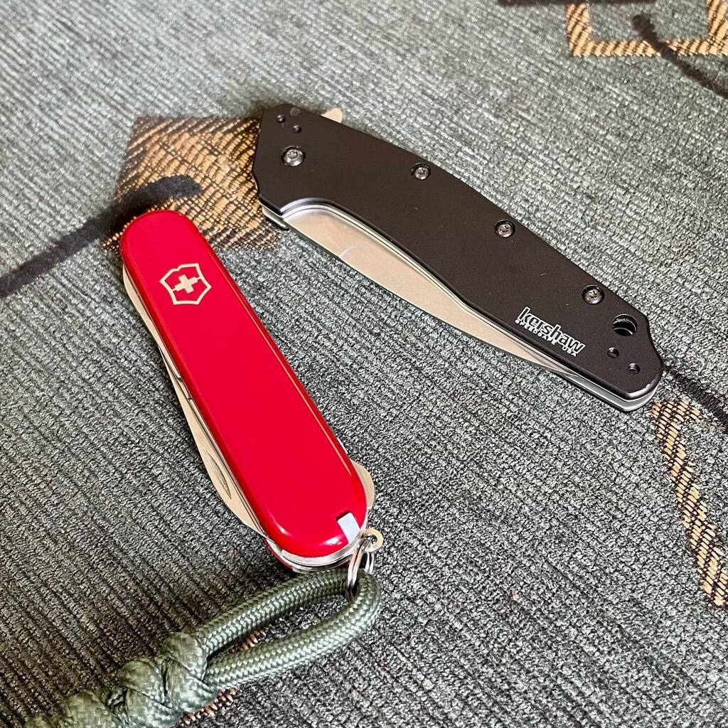 Numb3rCrunch's tweet photo. Kershaw Dividend
Victorinox Compact 

#knifecollection #pocketknife #m390 #kershawknives #kershawdividend #victorinox #victorinoxcompact #knifephotography https://t.co/Ijf3rXeWli https://t.co/9xZyejTAmh