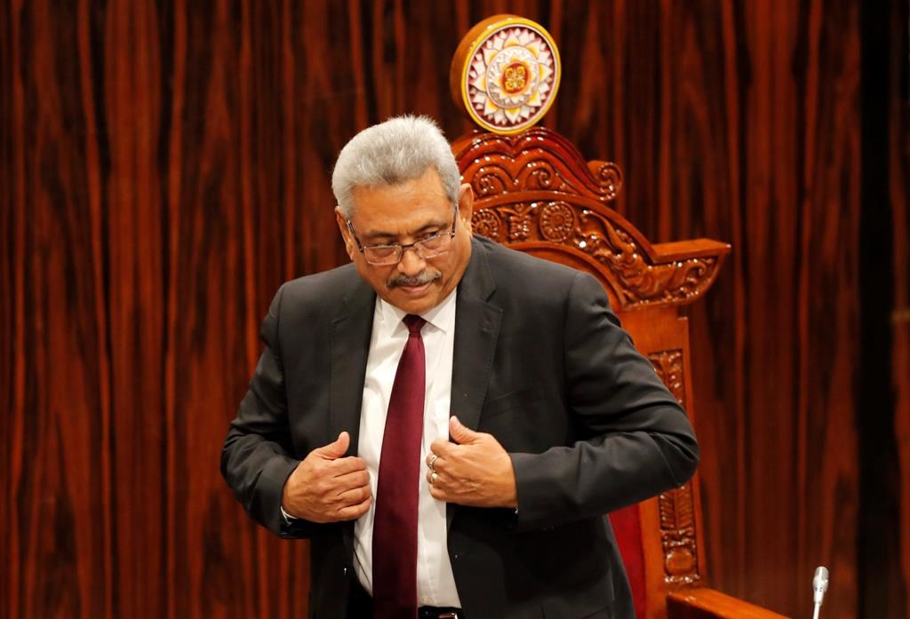 BuzzerLk's tweet photo. Gotabaya to fly from Male to Singapore
https://t.co/q0ZFSlCW4a
#lk #slnews #buzzerlk https://t.co/zgFrJKAh2h