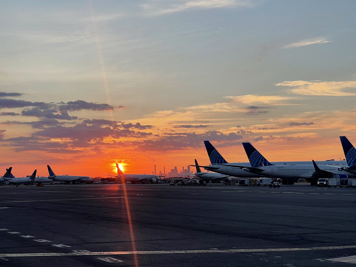 Bruce Davis tweet media